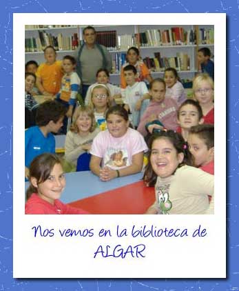 La biblioteca de Algar y el ilustrador Antonio Santana